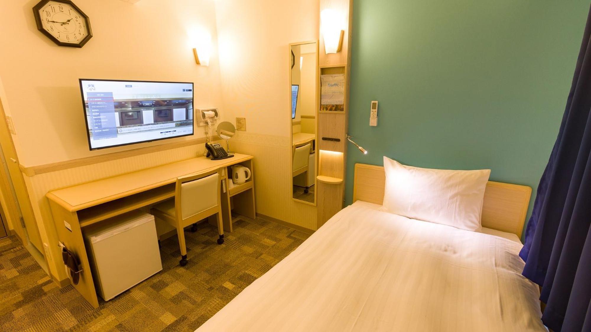 Toyoko Inn Omiya-Eki Higashi-Guchi Saitama Room photo